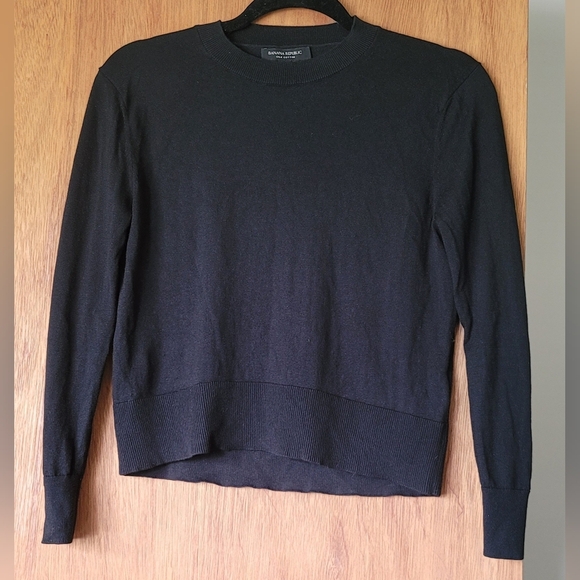 Banana Republic Sweaters - Banana Republic Silk Sweater